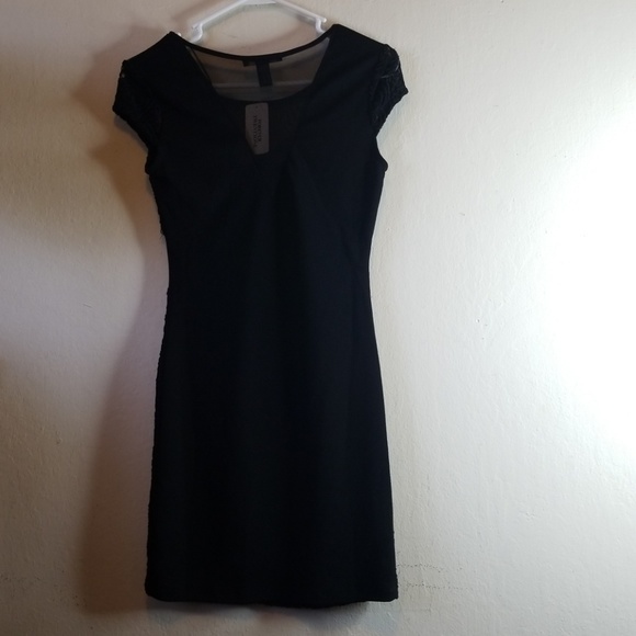 Dress - Picture 4 of 5